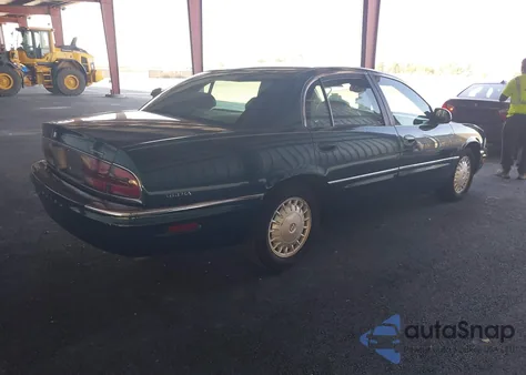 1999 Buick Park Avenue Ultra Cmi z USA, uszkodzony, nr VIN 1G4CU5210X4602965